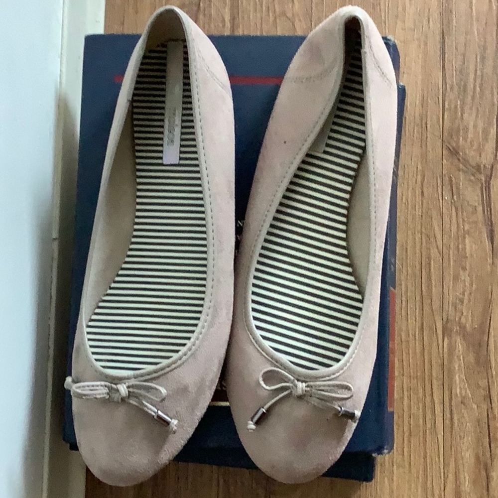 Flats size 11